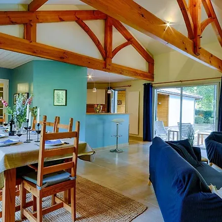 Demeure D'exception Sur Le Golf De Avec Piscine Chauffee