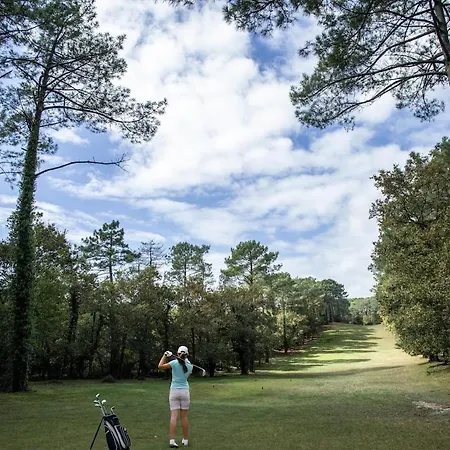Demeure D'exception Sur Le Golf De Avec Piscine Chauffee * 比斯卡罗斯