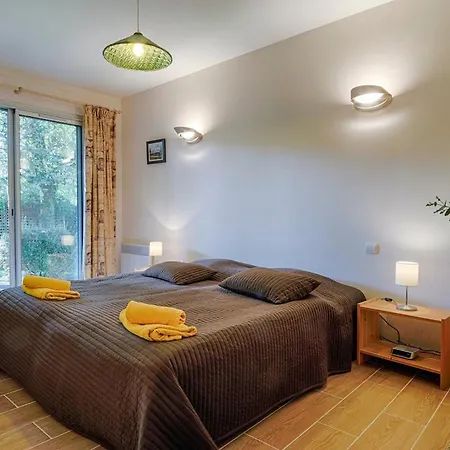 Σπίτι διακοπών Demeure D'exception Sur Le Golf De Avec Piscine Chauffee