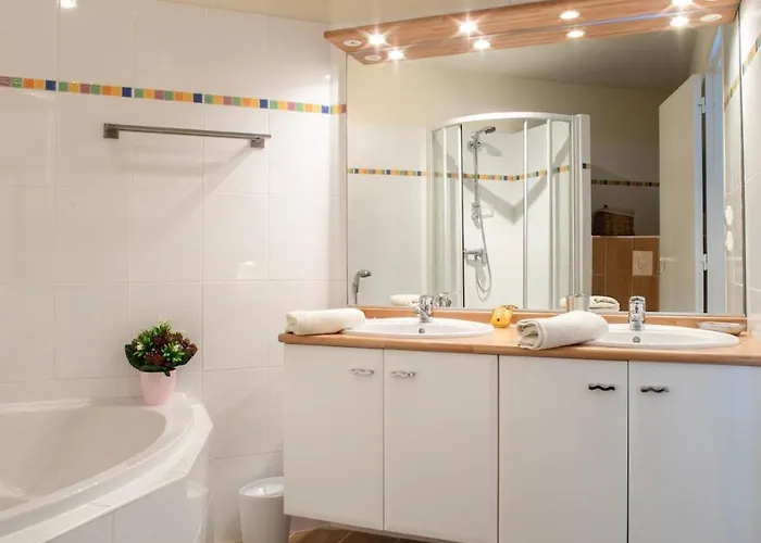 Demeure D'exception Sur Le Golf De Avec Piscine Chauffee Biscarrosse